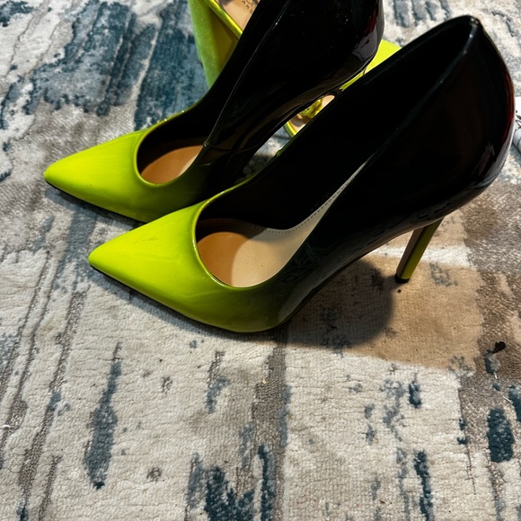 Fashion Nova Neon Yellow Heels Set lot - Picture 3 of 12